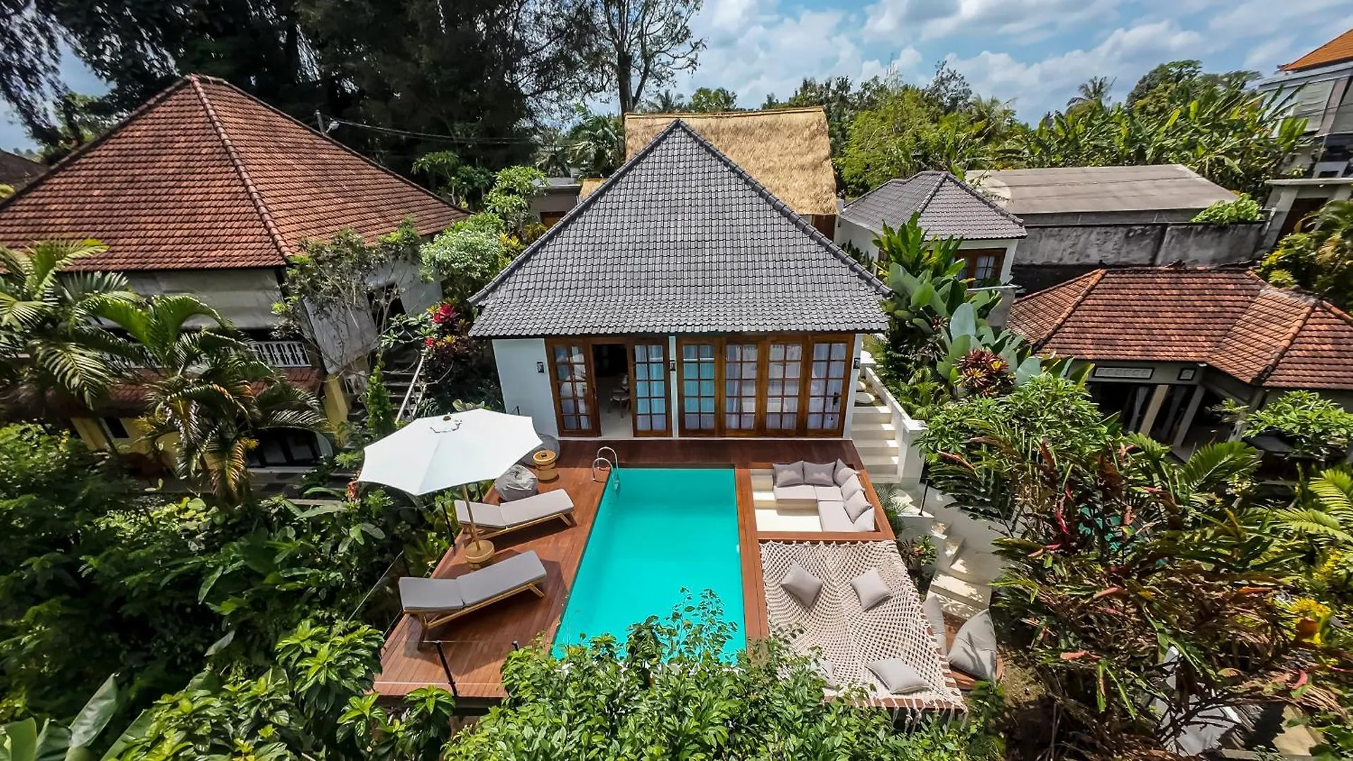 Hanging Gardens Villa By Evdekimi Ubud