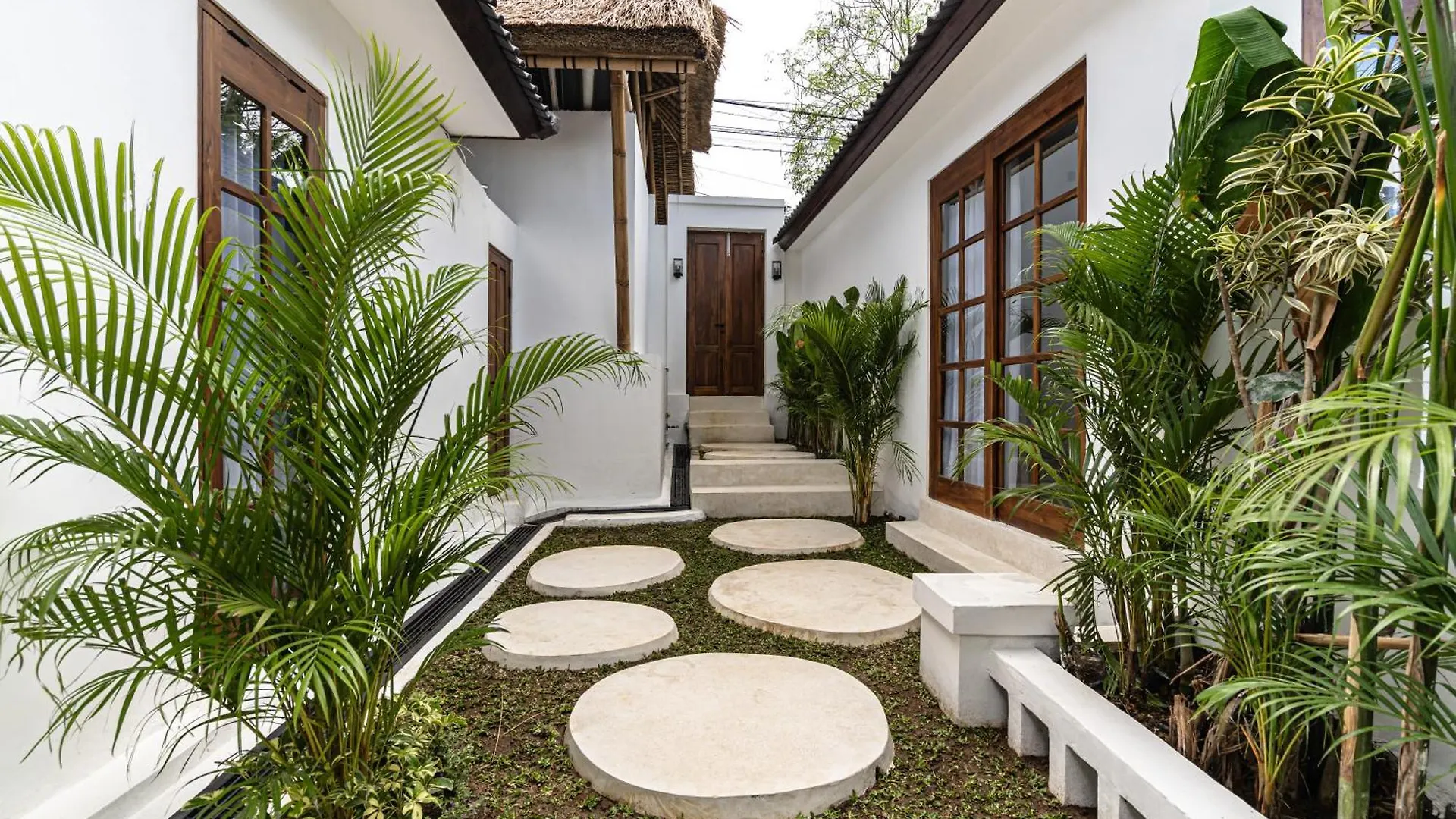 Hanging Gardens Villa By Evdekimi Ubud  Indonesia